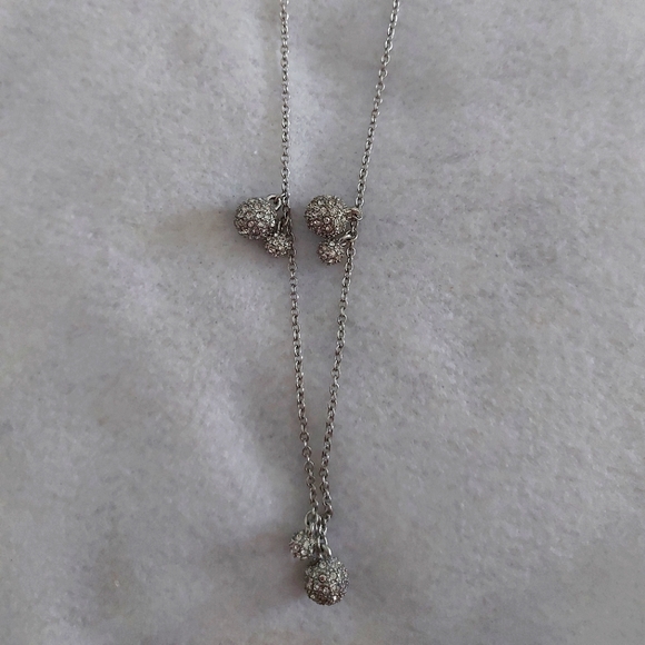 Glitz and Glam Anne Taylor long necklace - Picture 1 of 5